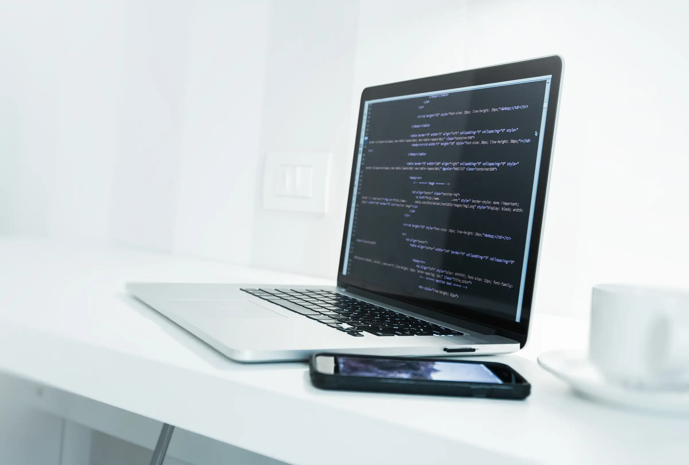 web-application-developer-desk